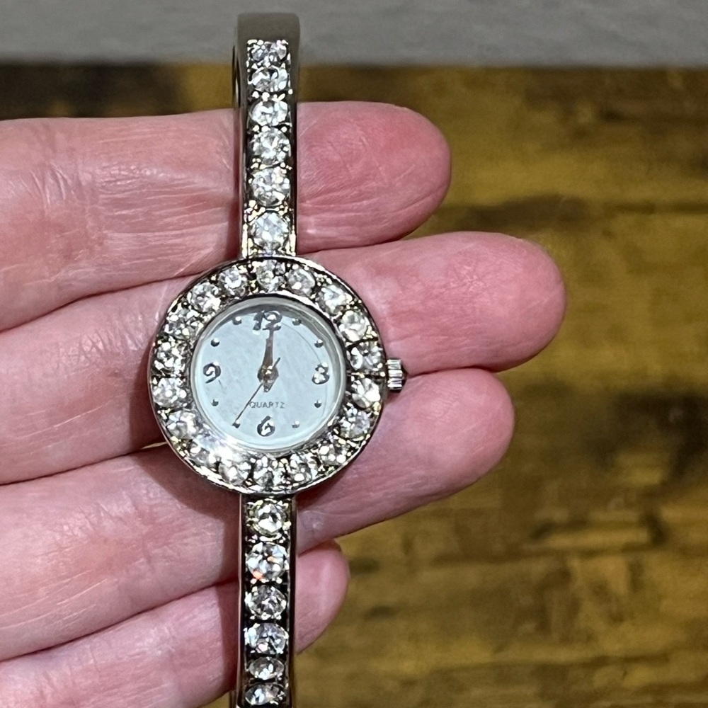 Silver Rhinestone Quartz Watch - Picture 2 of 7